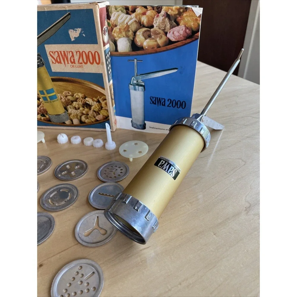 Vintage SAWA 2000 Deluxe Metal Cookie Press Decorator‎ Gun w/Box Sweden Complete